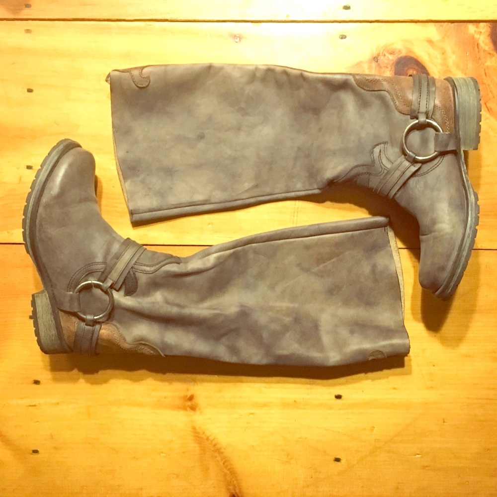 Steve Madden Judgement boots